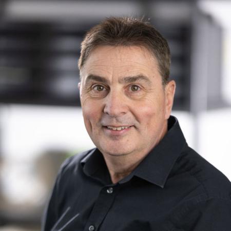 Michael Lutz portrait